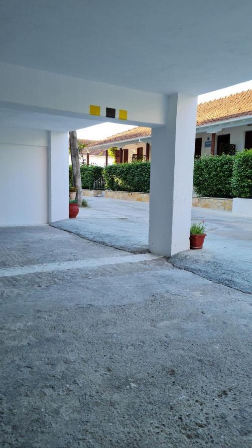 The Beach House นีดรี ภายนอก รูปภาพ