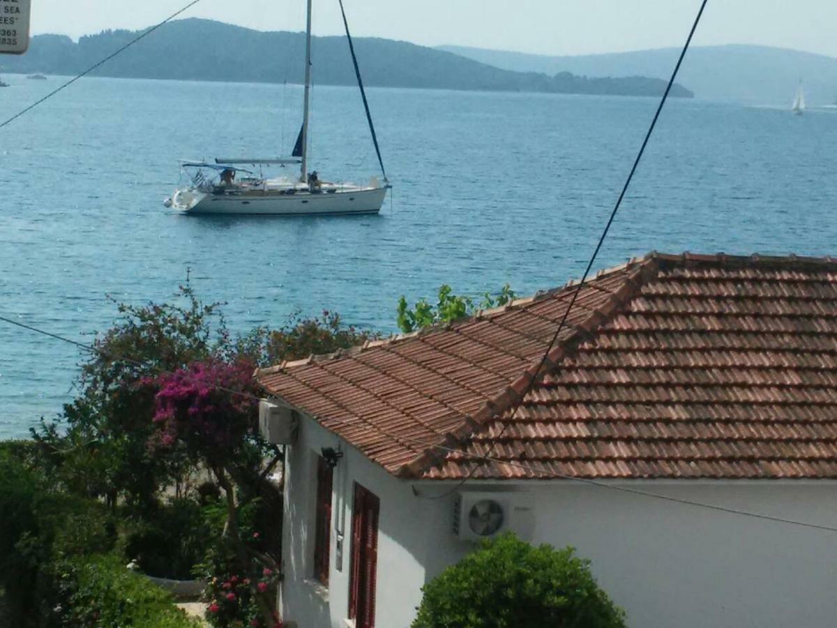 The Beach House นีดรี ภายนอก รูปภาพ