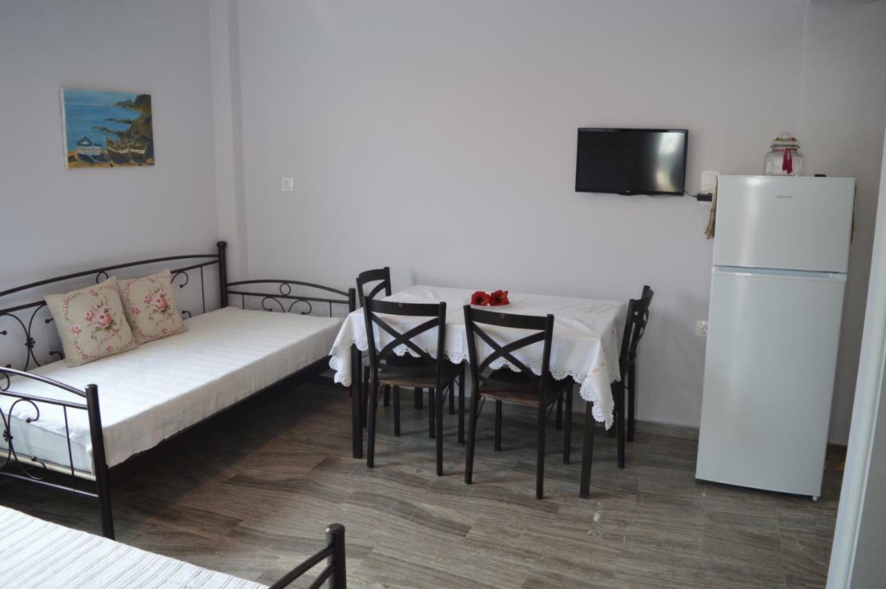 The Beach House นีดรี ภายนอก รูปภาพ